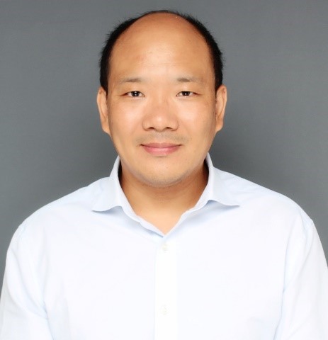 Kai Qin , Secretary